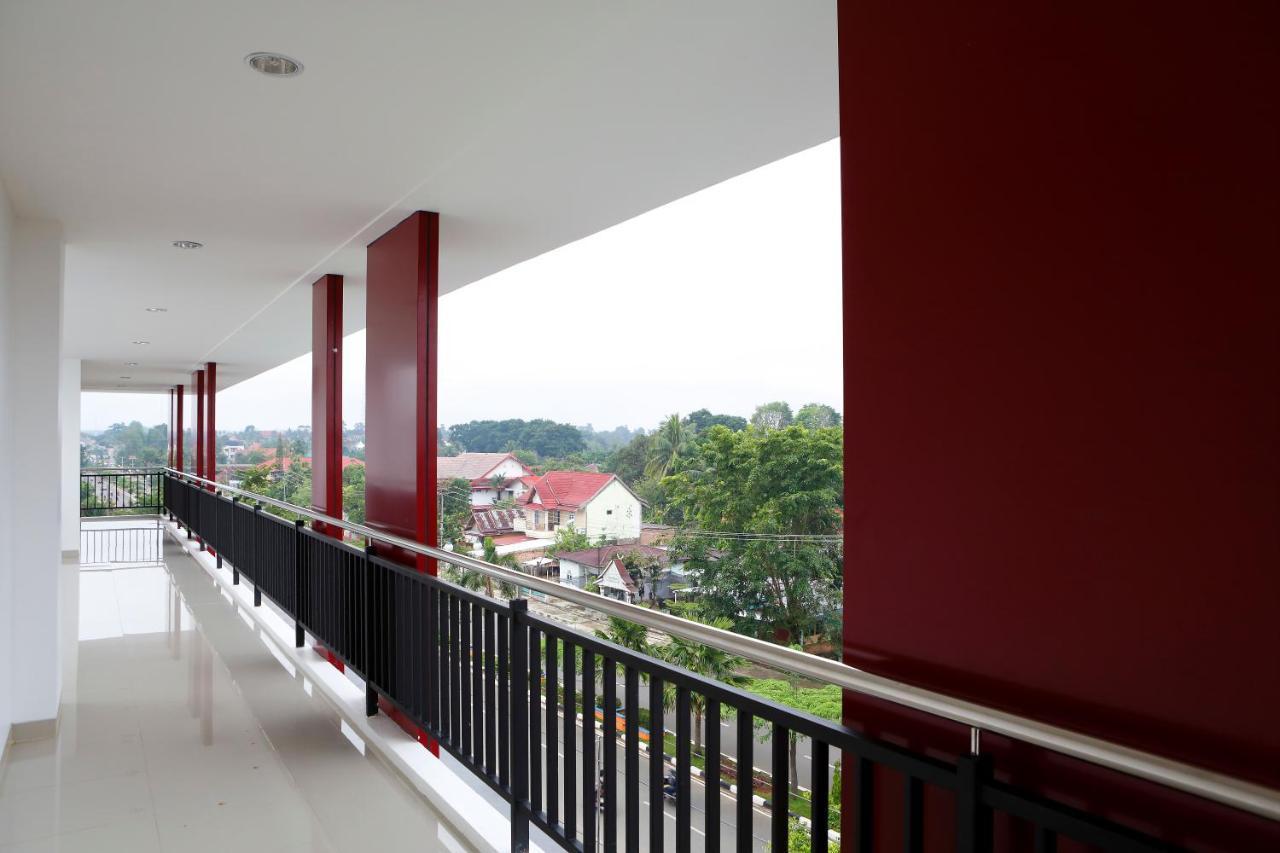 Amaris Hotel Muara Bungo - Jambi Exterior photo